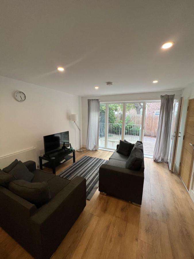 Clapham House Homestay London