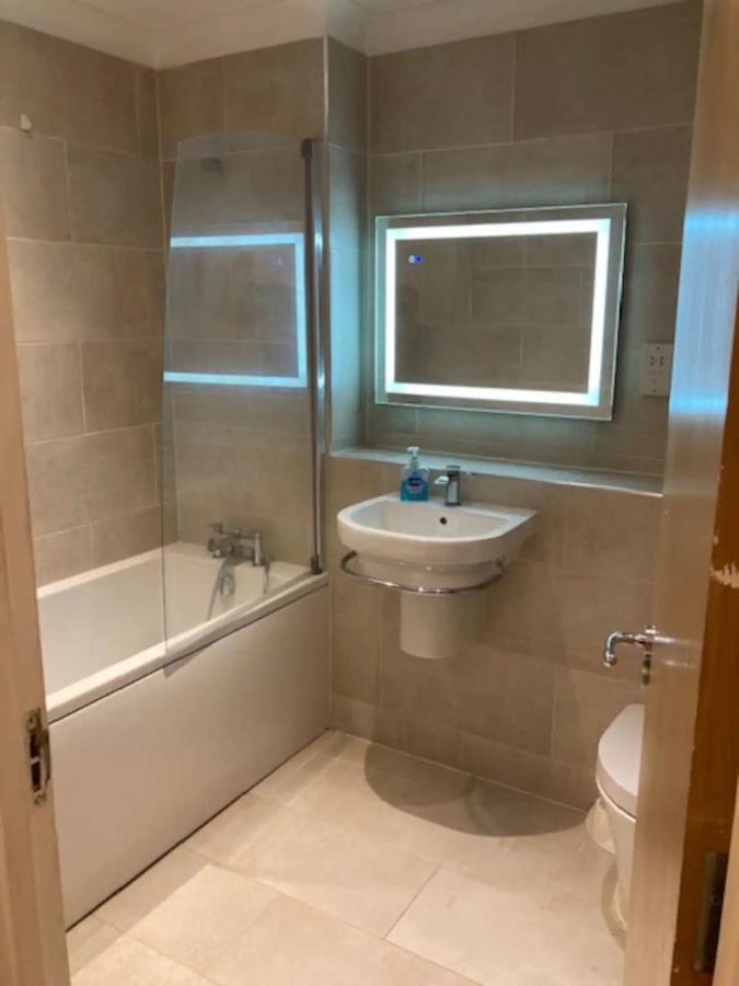 Spacious 1 Bedroom Flat Near Charterhouse Square Apartment *