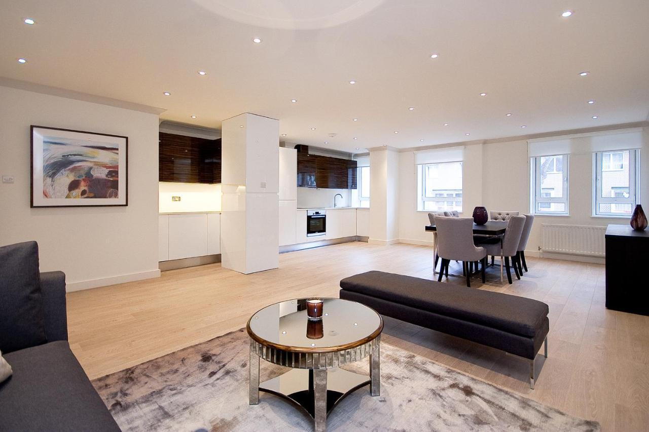 Stunning 2-bedroom-hosted By Sweetstay * London