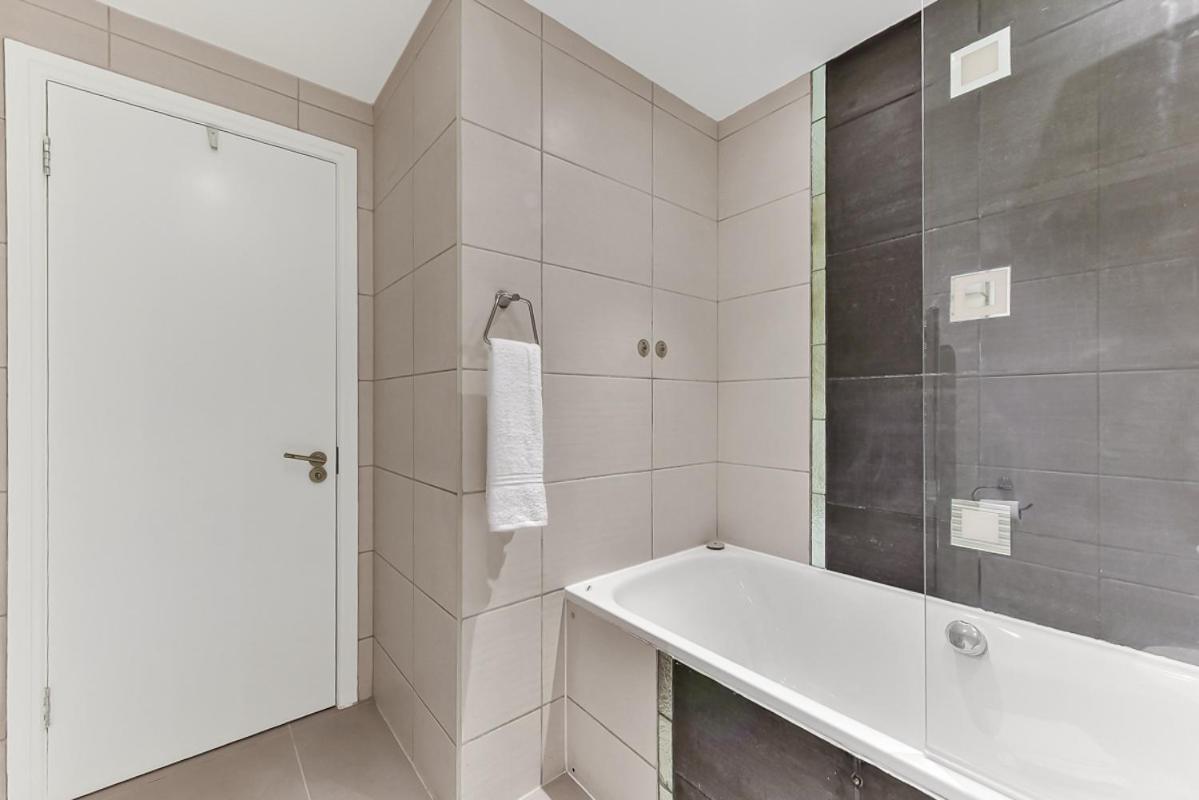 Apartment Spacious Cosy 2 Bed Flat, London