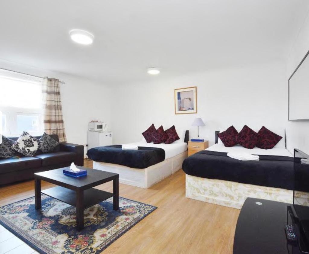 Cavali Hotel