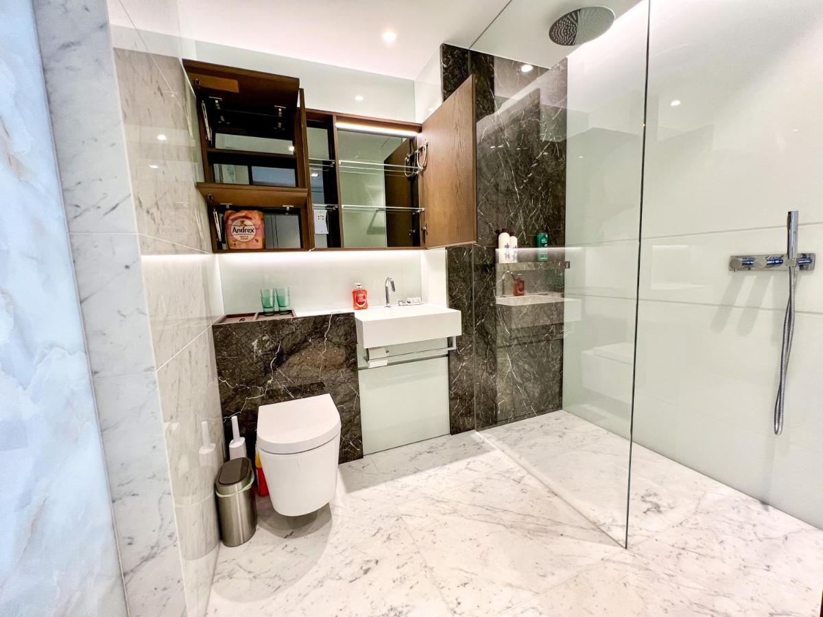 Deluxe Entire Studio Next To Eye & Trafalgar Square Aparthotel *