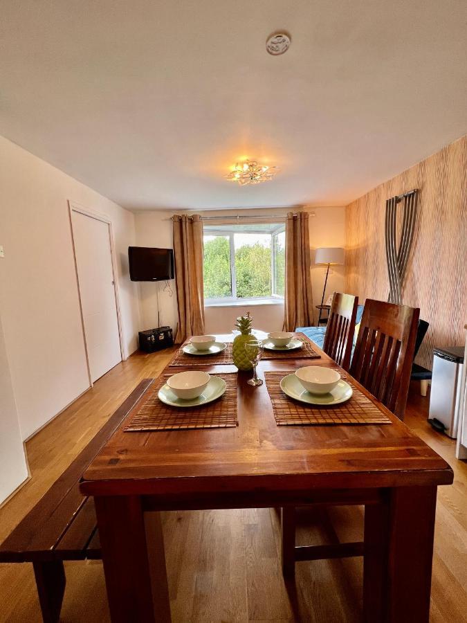 Great 2 Bedrooms 15 Mins From The Centre Apartment London