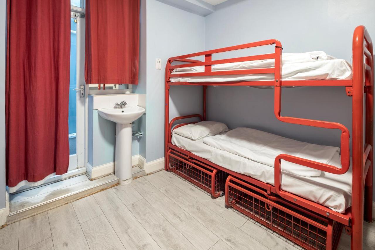 Albergue Astor Victoria