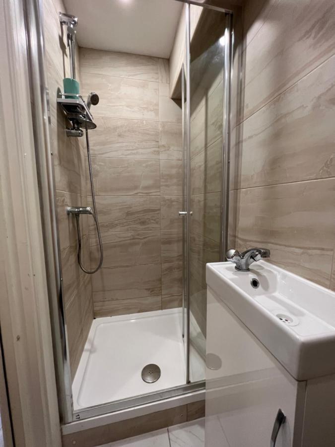 Clapham House * London