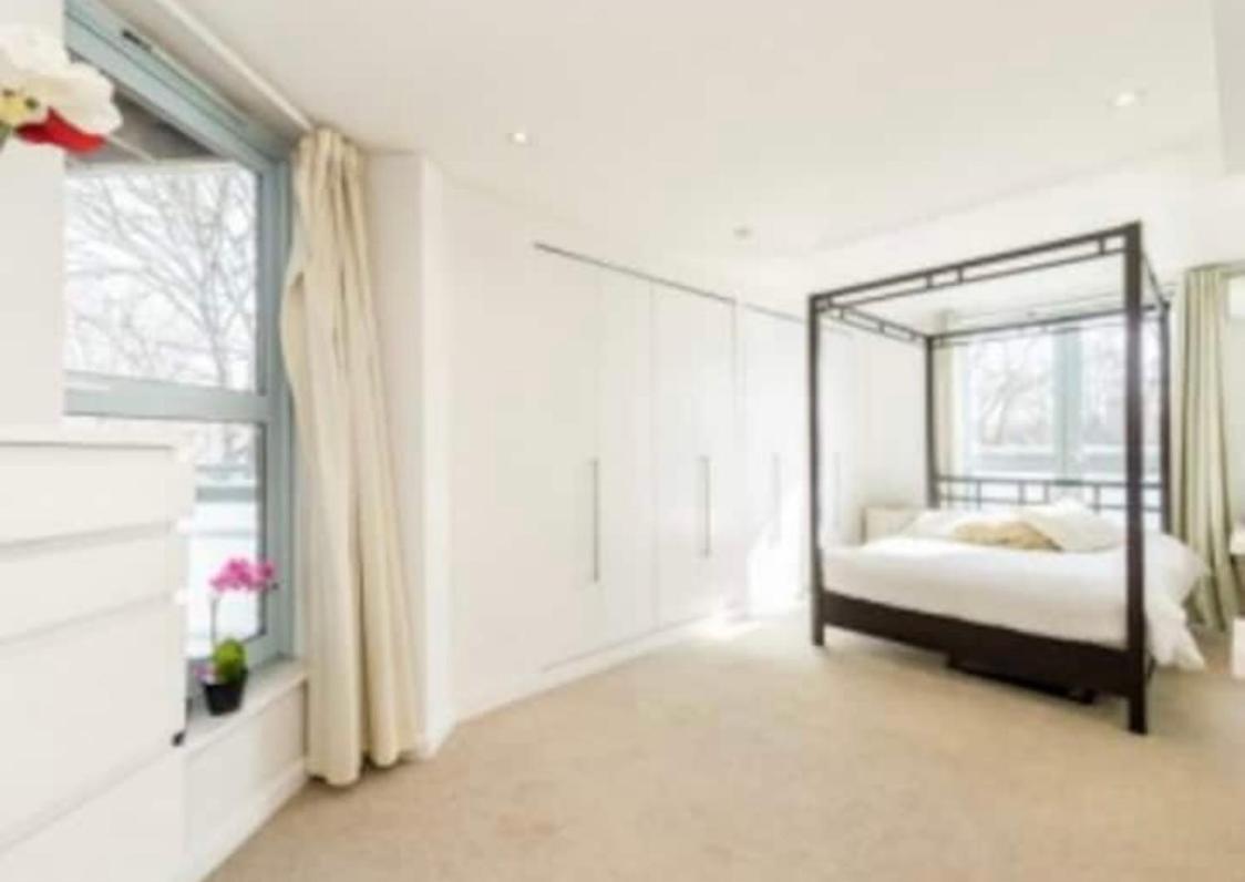 Centrally Located Flat - Battersea Park Road Londres