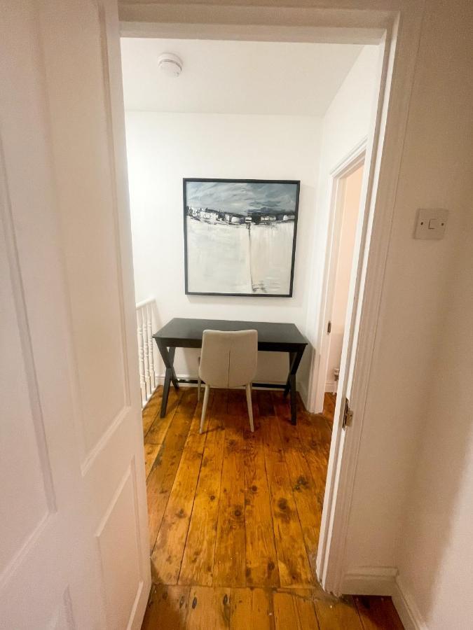 8 Balchier Road *