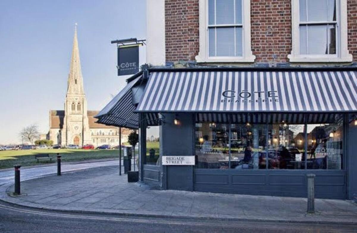 Elegant Parkside Flat: Blackheath Common Period Building Londres