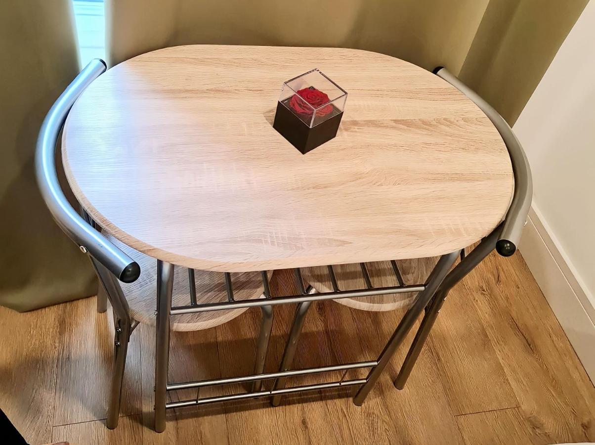 Charlotte Double Homestay London