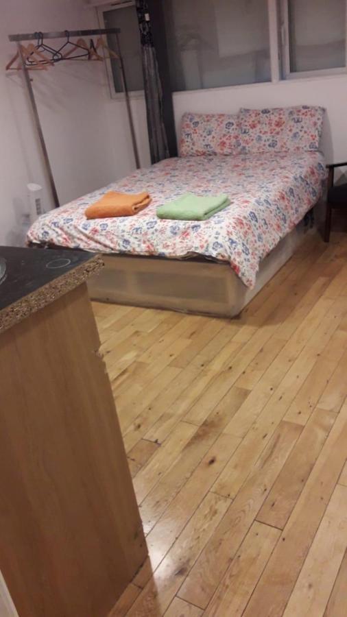 Electric Apartment *