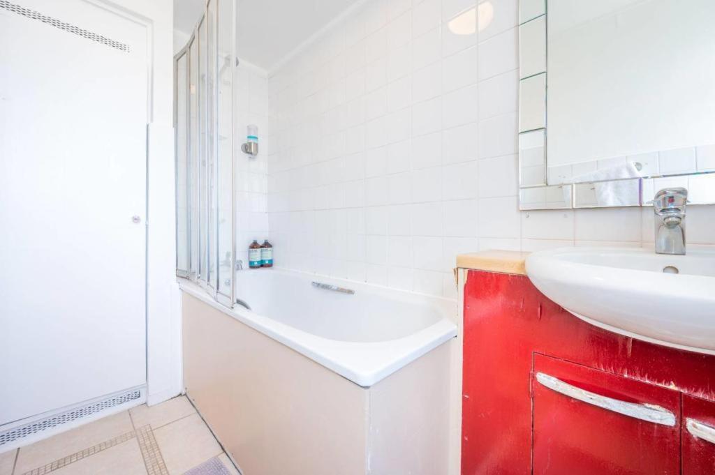 Flat 13 * London