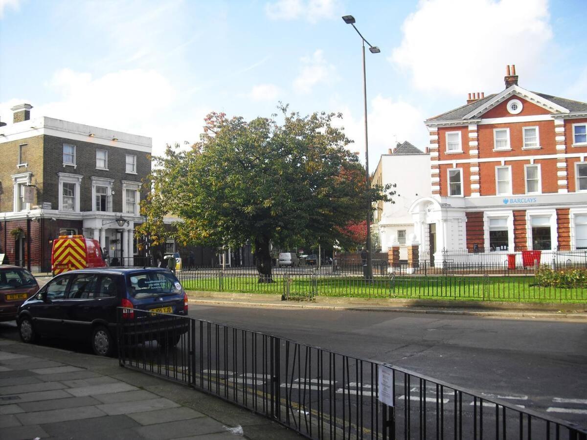 Elegant Parkside Flat: Blackheath Common Period Building * Londres