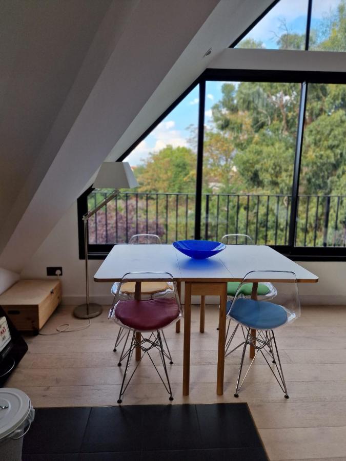 Apartment Sky - Stunning 3 Bed Apt In The Sky London