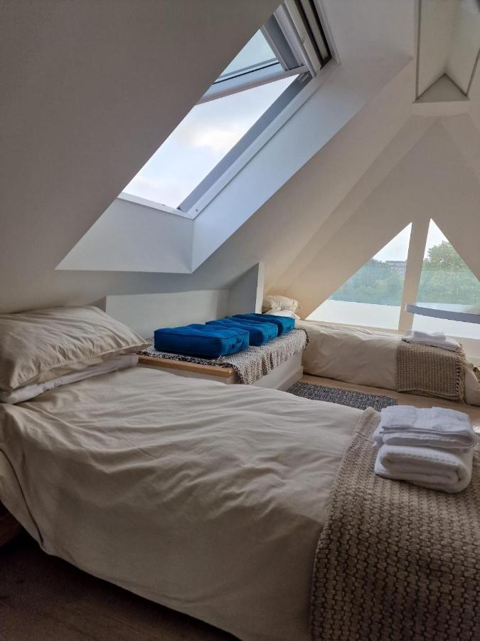 Sky - Stunning 3 Bed Apt In The Sky *