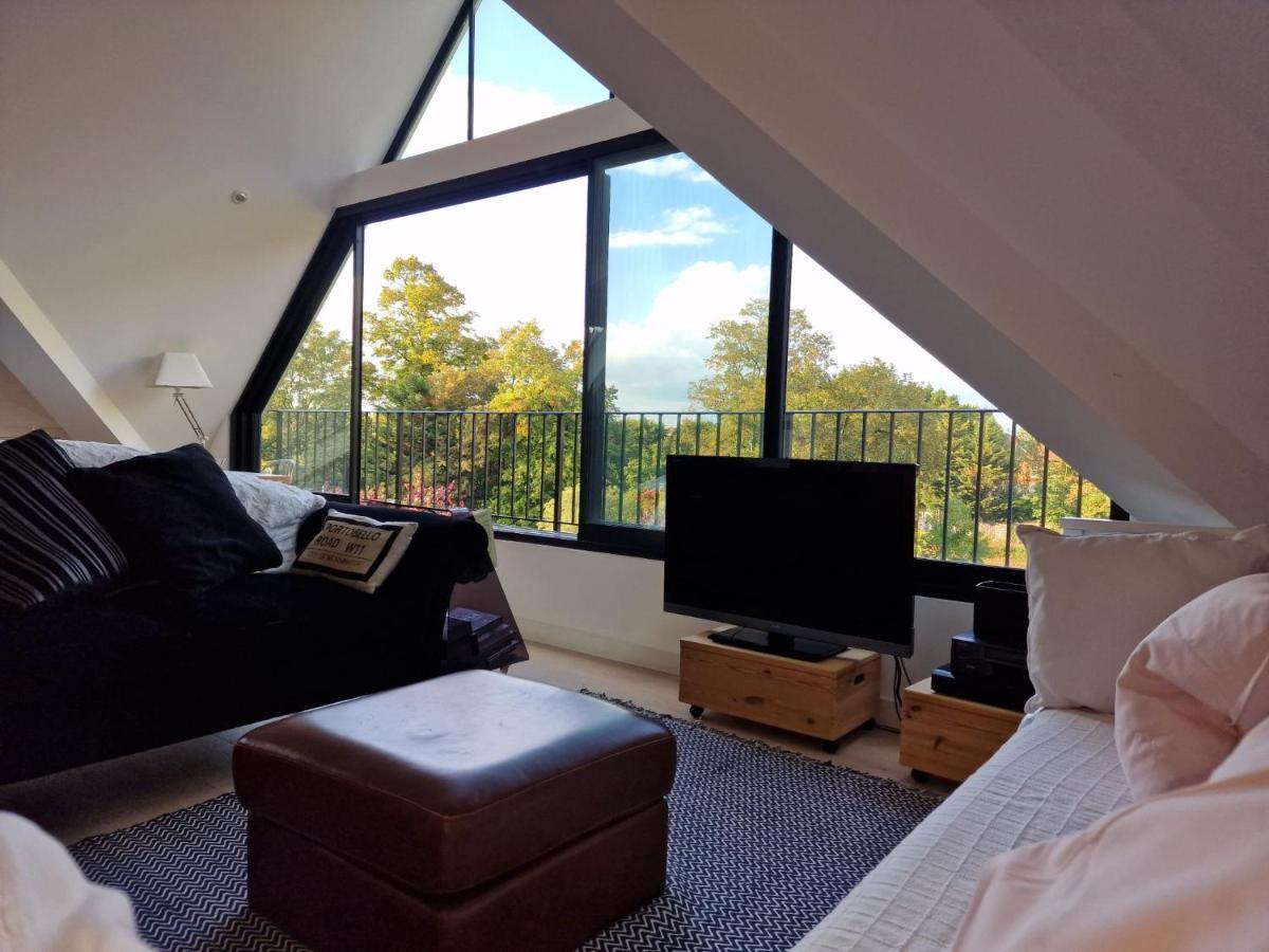 Sky - Stunning 3 Bed Apt In The Sky *