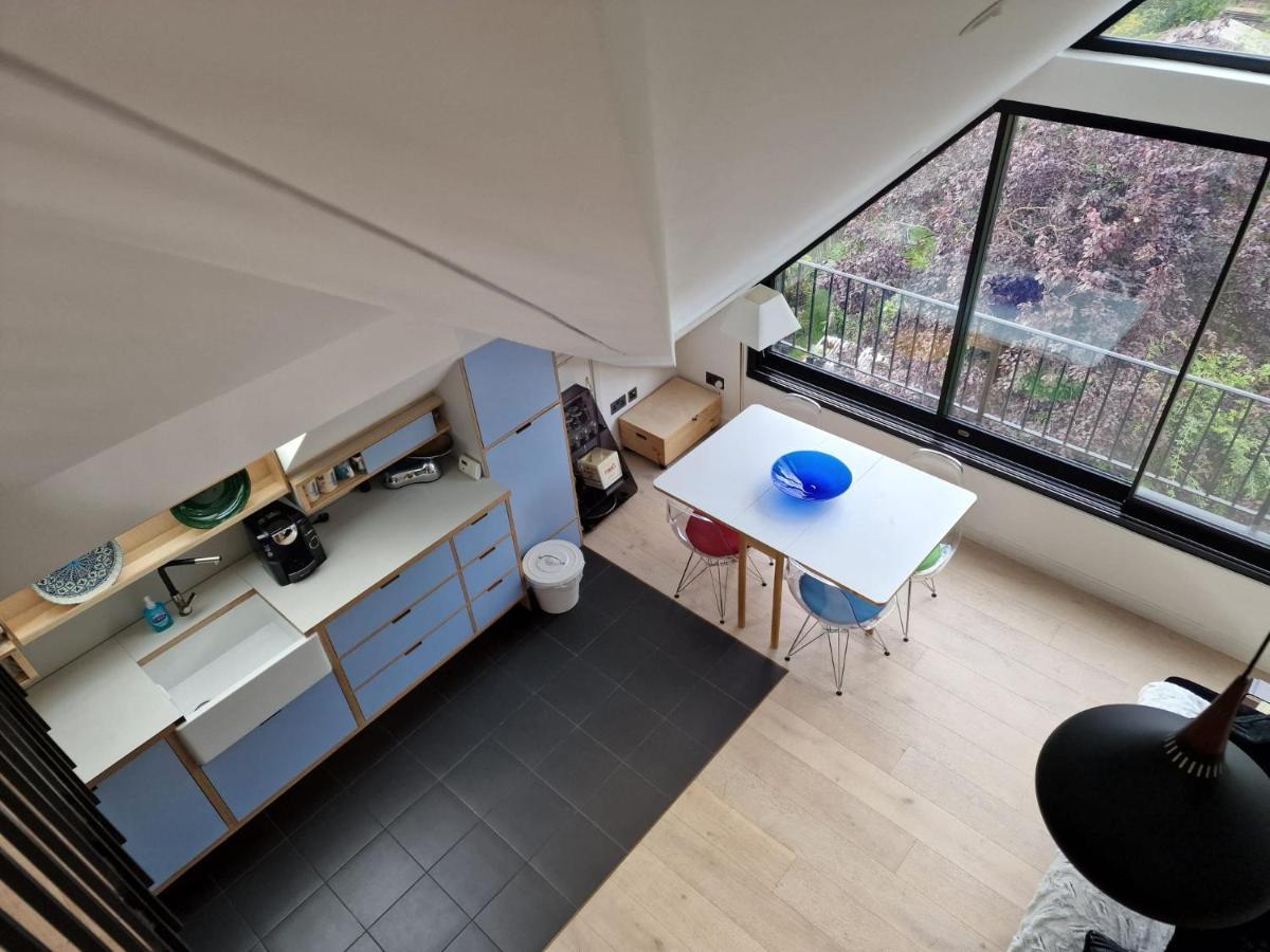 Apartment Sky - Stunning 3 Bed Apt In The Sky London