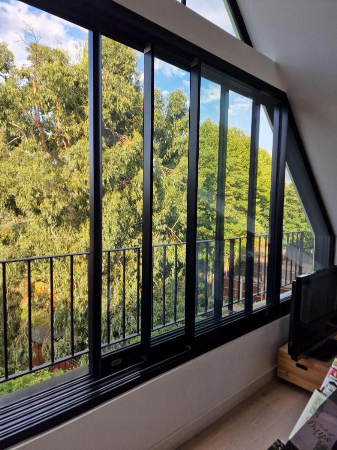 Sky - Stunning 3 Bed Apt In The Sky * London