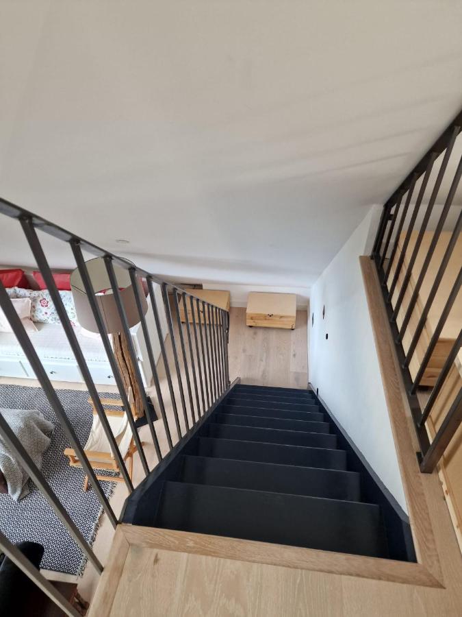Sky - Stunning 3 Bed Apt In The Sky