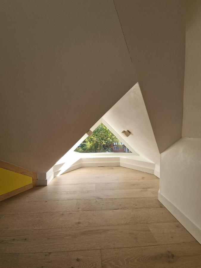 Sky - Stunning 3 Bed Apt In The Sky * London