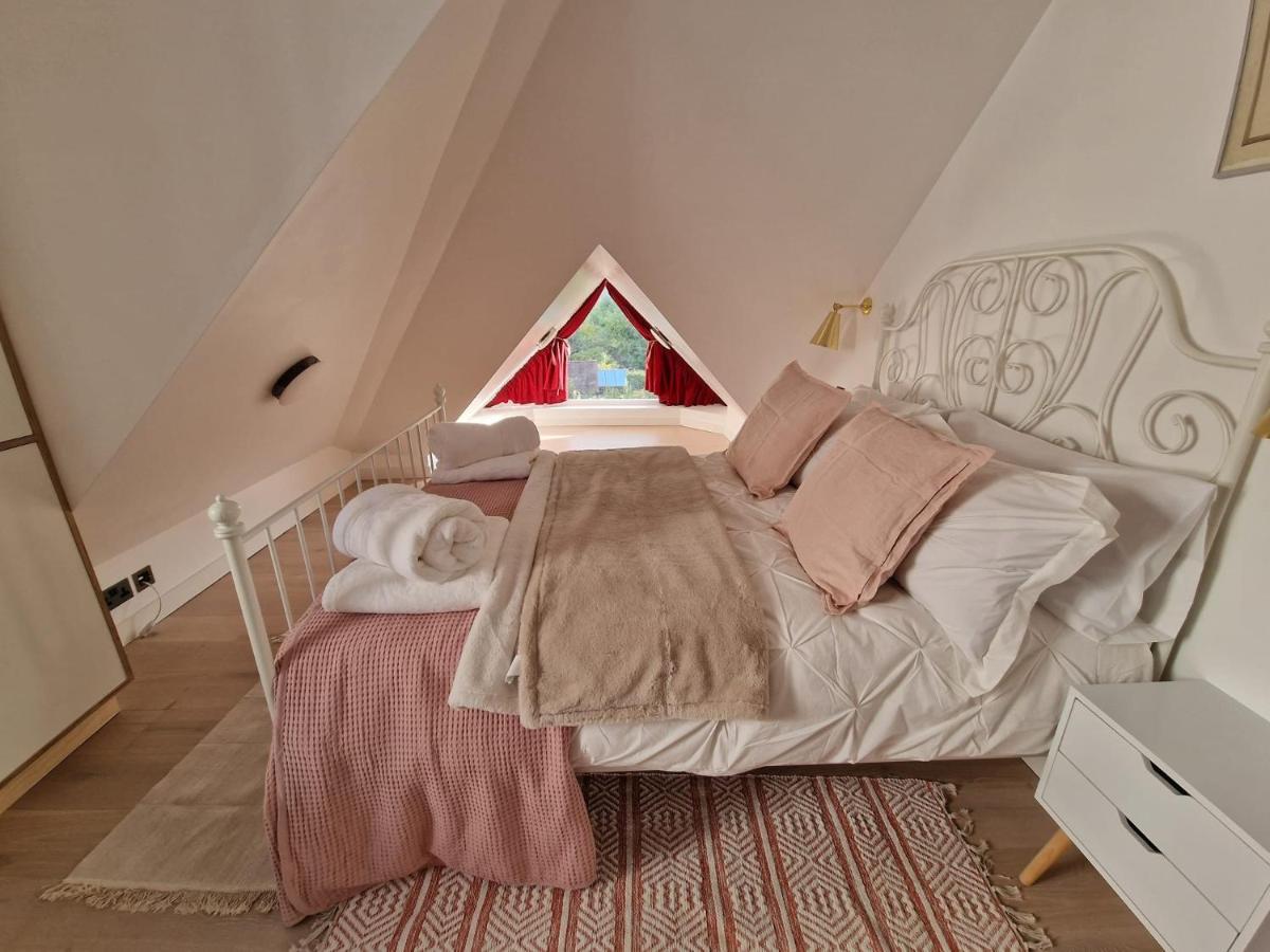 Apartment Sky - Stunning 3 Bed Apt In The Sky *