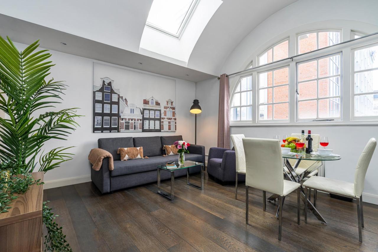Apartment At Piccadilly *