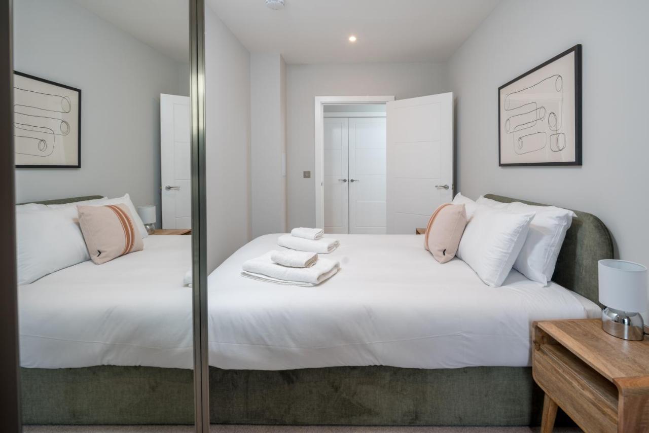 Altido New Near Battersea Power Station Apartment *