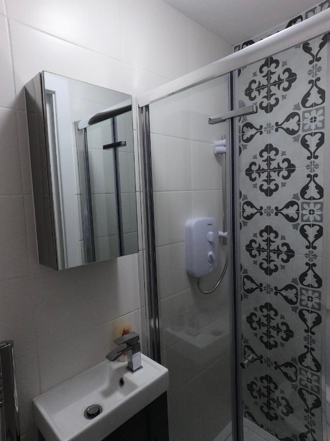 Lbt Ltd * London