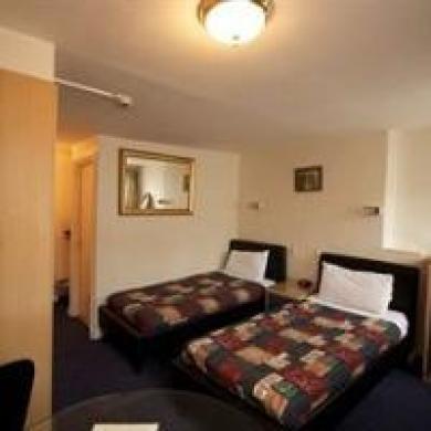 Hadleigh 3* London