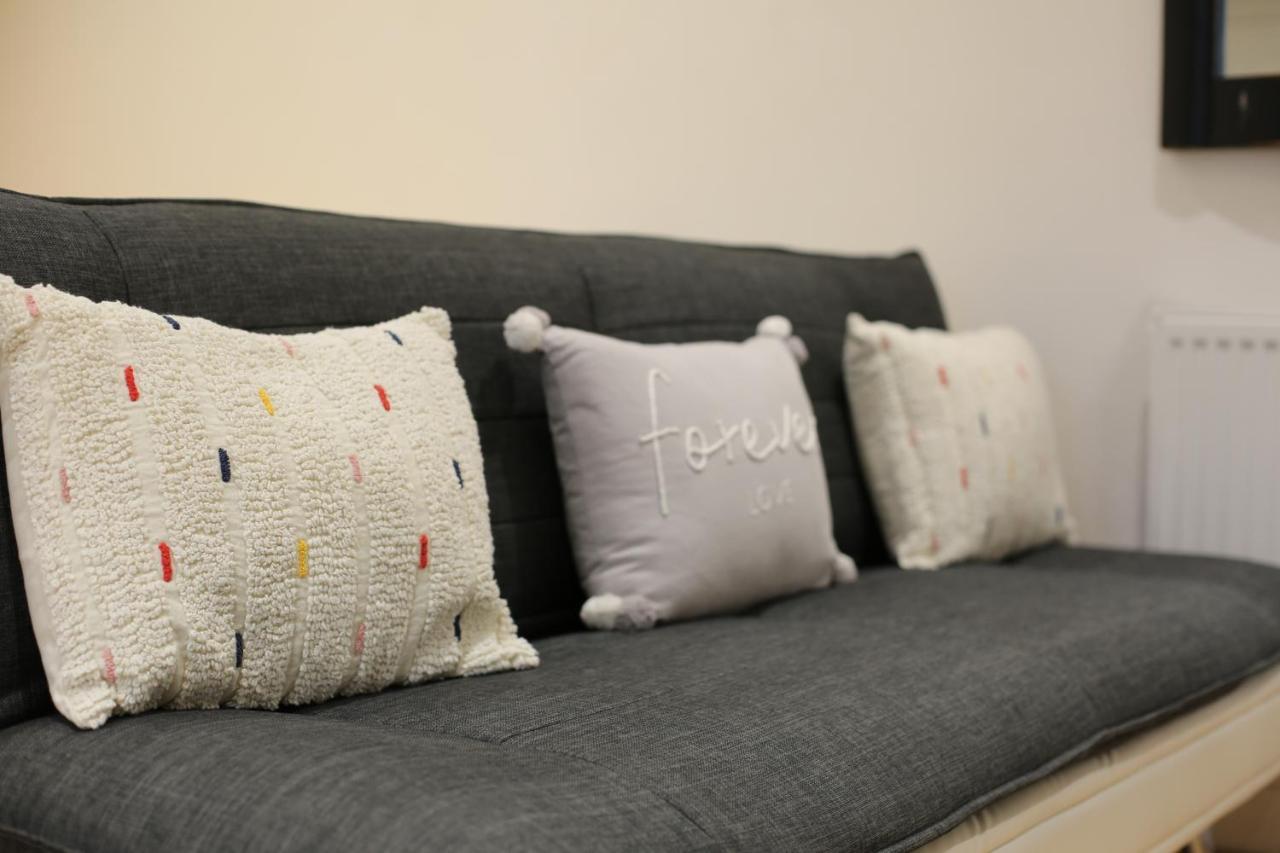 Deluxe Flat A In Kensington Olympia London