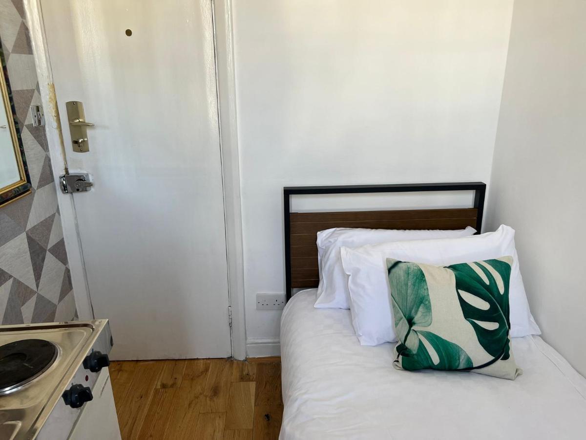 Single Studio Shared Bathroom/toilet Near Paddington