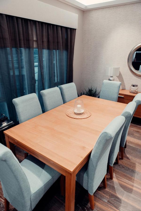 Lovely 4/bdr Penthouse W/ Lovely Views Apartment