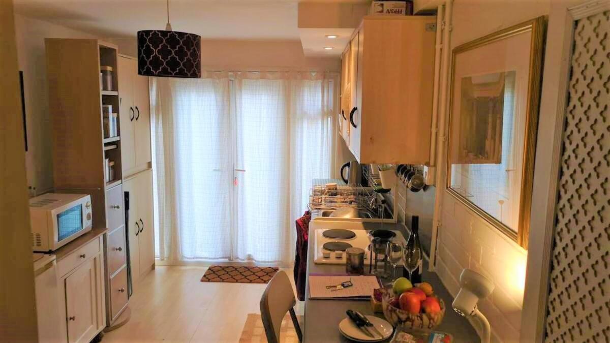 Oriental 1 Dbl Bed Ground Floor Flat Royal Greenwich London