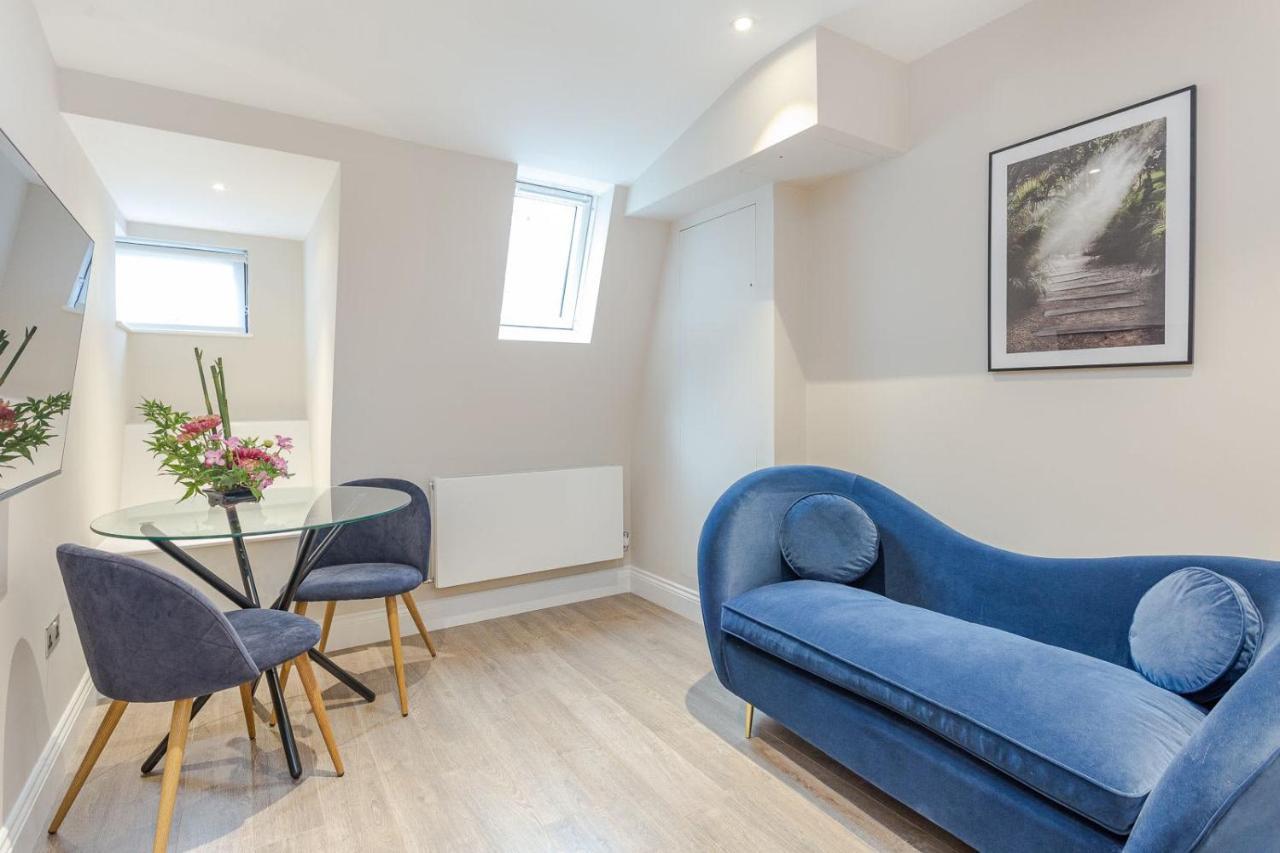 Cleveland Residences Farringdon Apartment *
