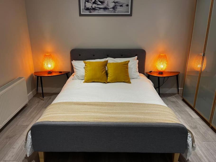 Apartment Lovely 1-bedroom In N1 *
