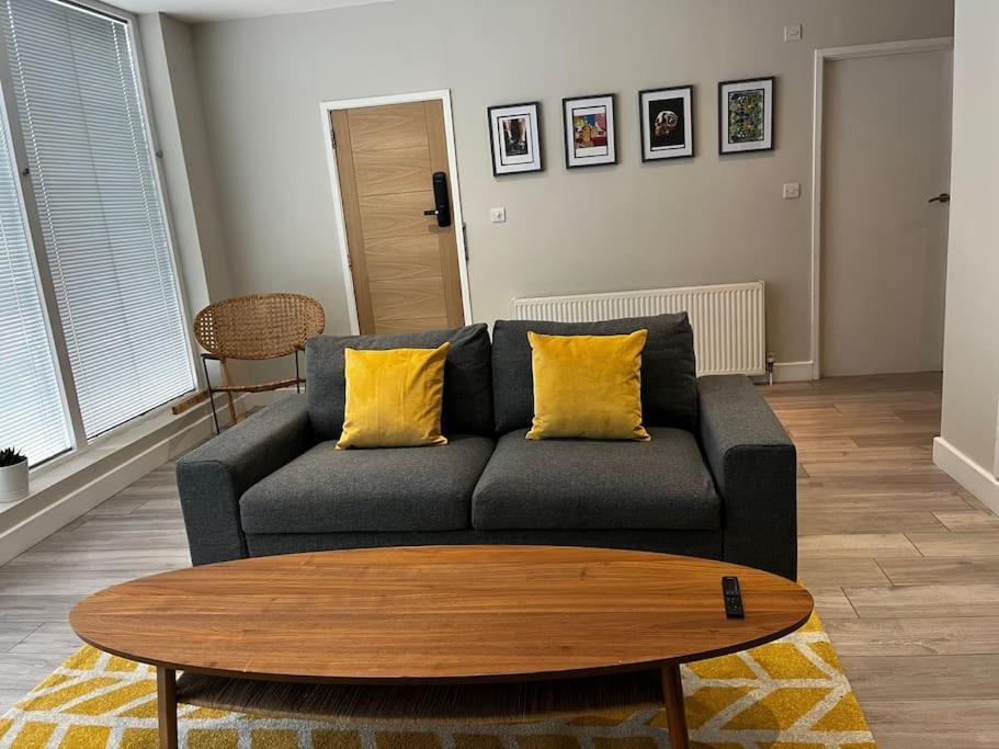 Apartment Lovely 1-bedroom In N1