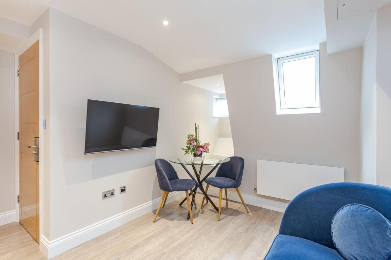 Cleveland Residences Farringdon Apartment London