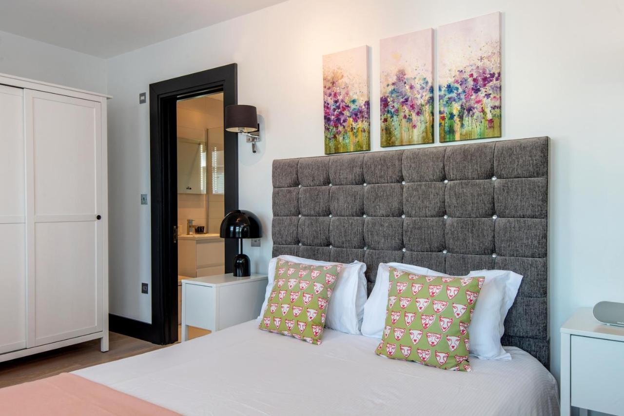 Farringdon Penthouse Loft By Living Apartment London