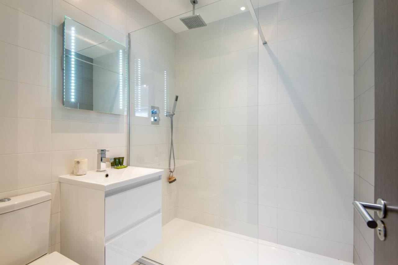 Farringdon Penthouse Loft By Living * London
