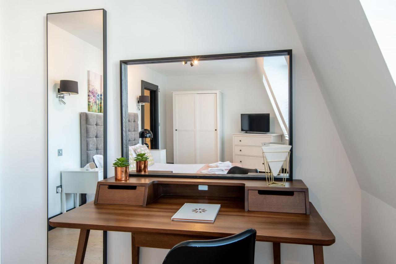 Farringdon Penthouse Loft By Living Apartment *