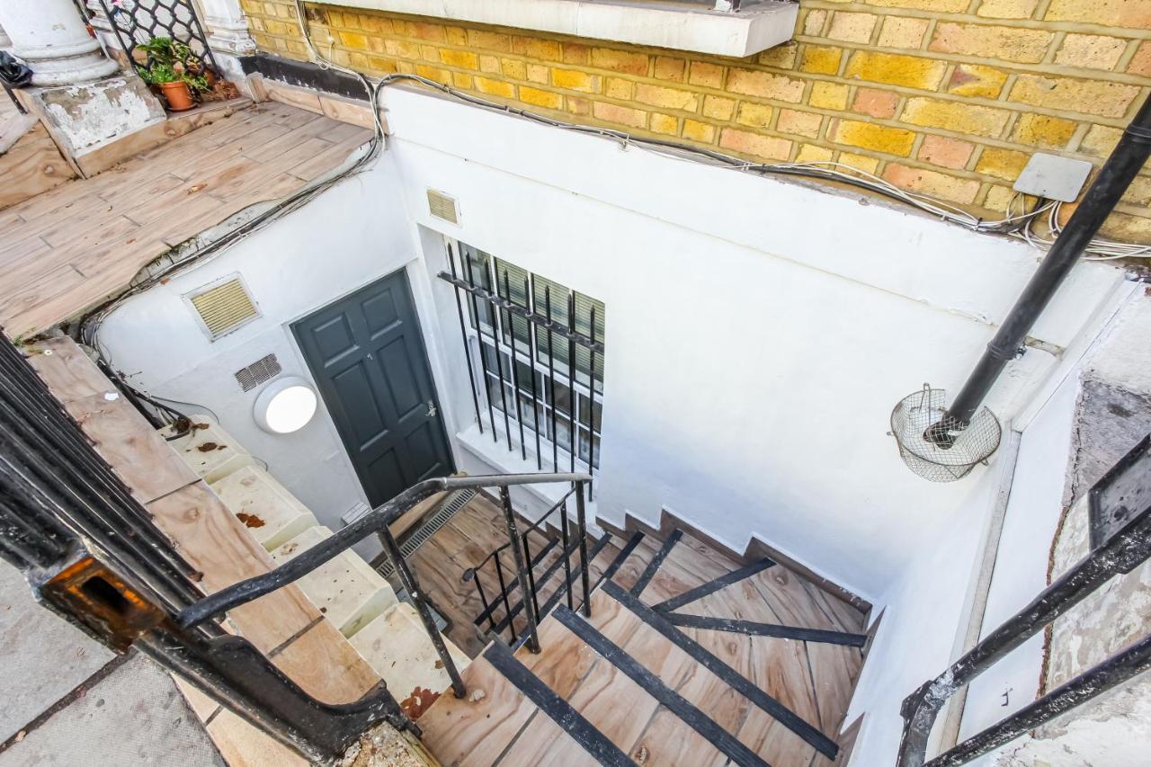 Deluxe Flat A In Kensington Olympia Apartment London