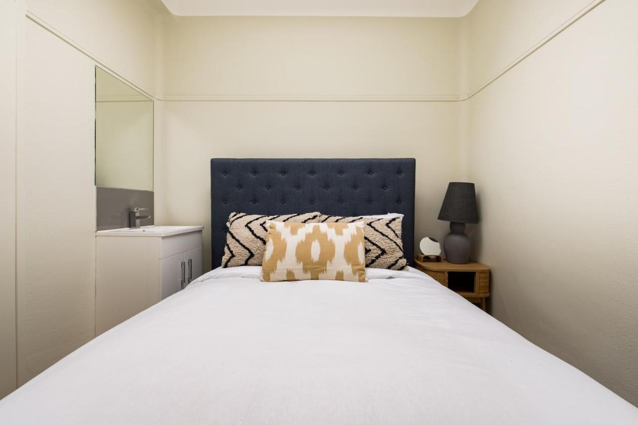 The West End Penthouse - 4bdr With Views Apartment London