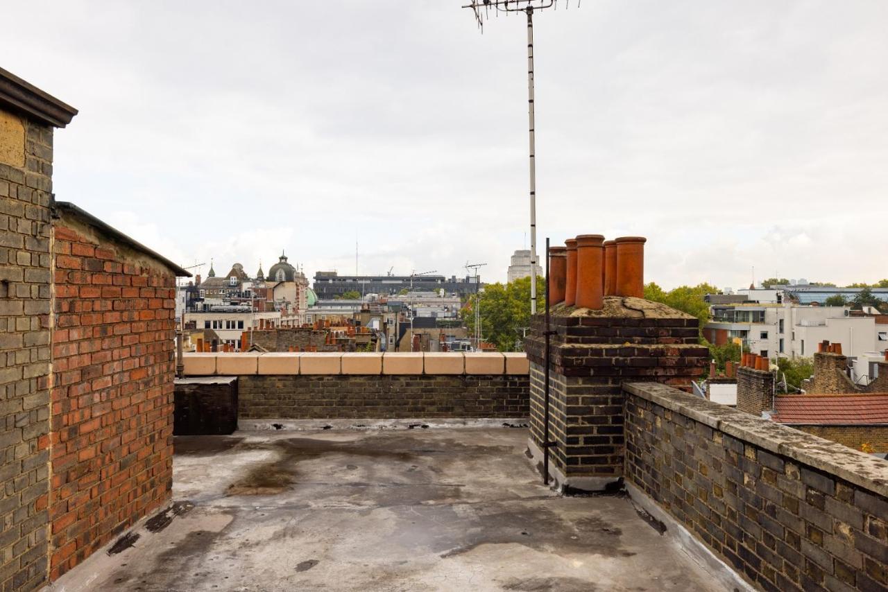 The West End Penthouse - 4bdr With Views