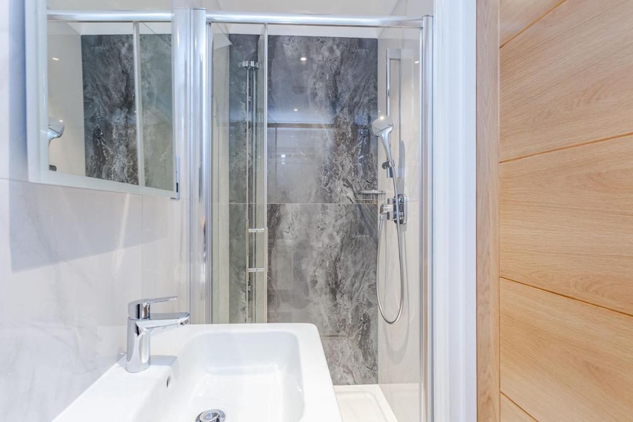 Apartment Cleveland Residences Farringdon London