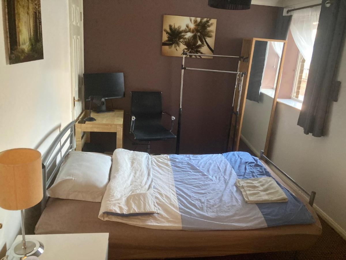 Limehouse Upon Thames In Great Location Homestay *