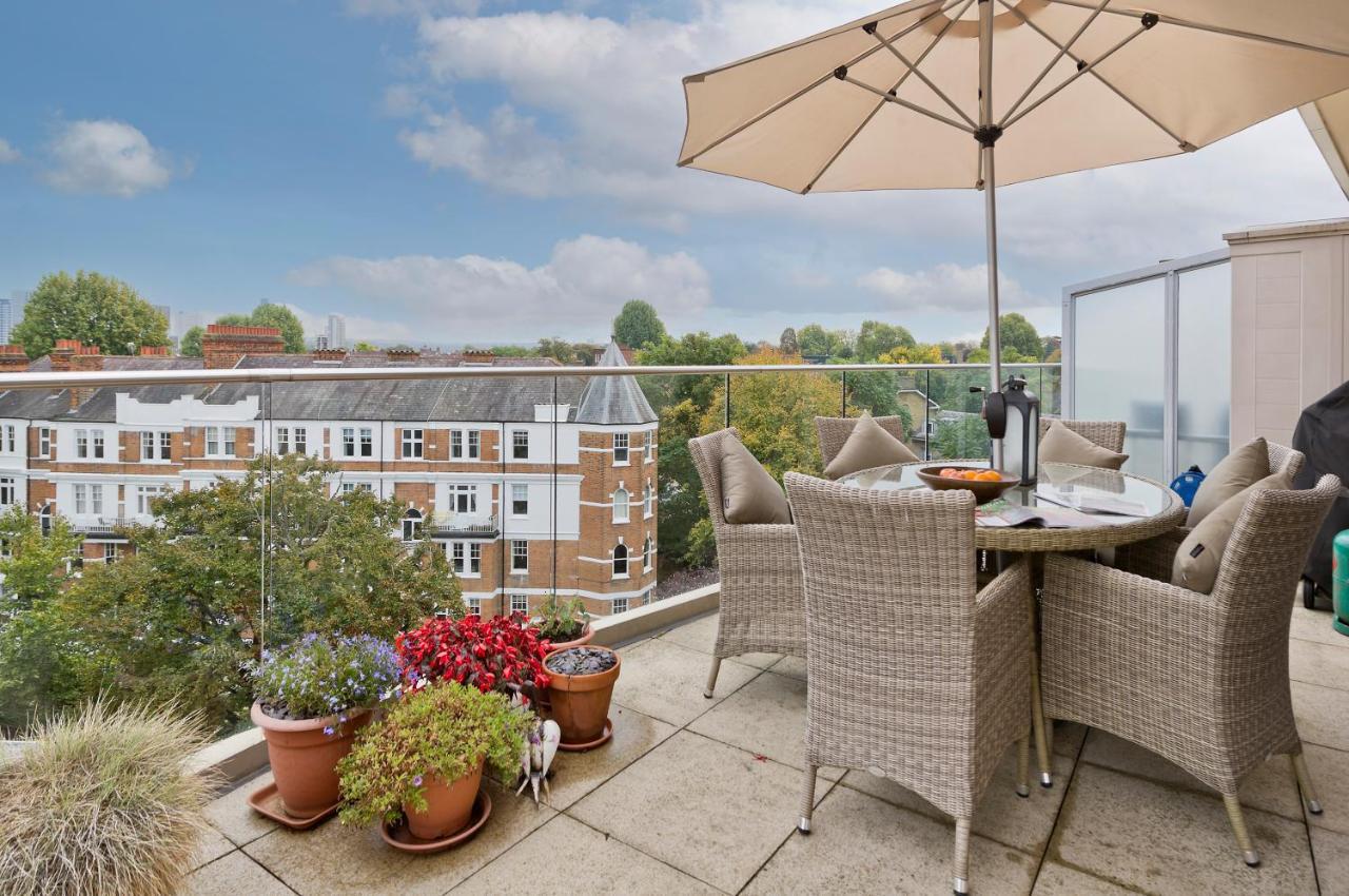 Superb With Terrace Near The River In Putney By Underthedoormat * London