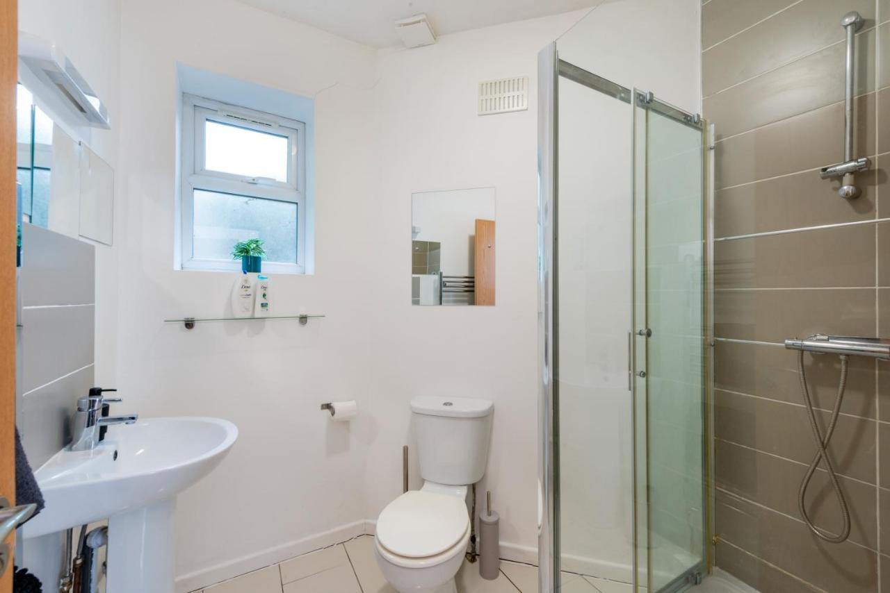 Apartment In Brixton Next Door To Brockwell Park *