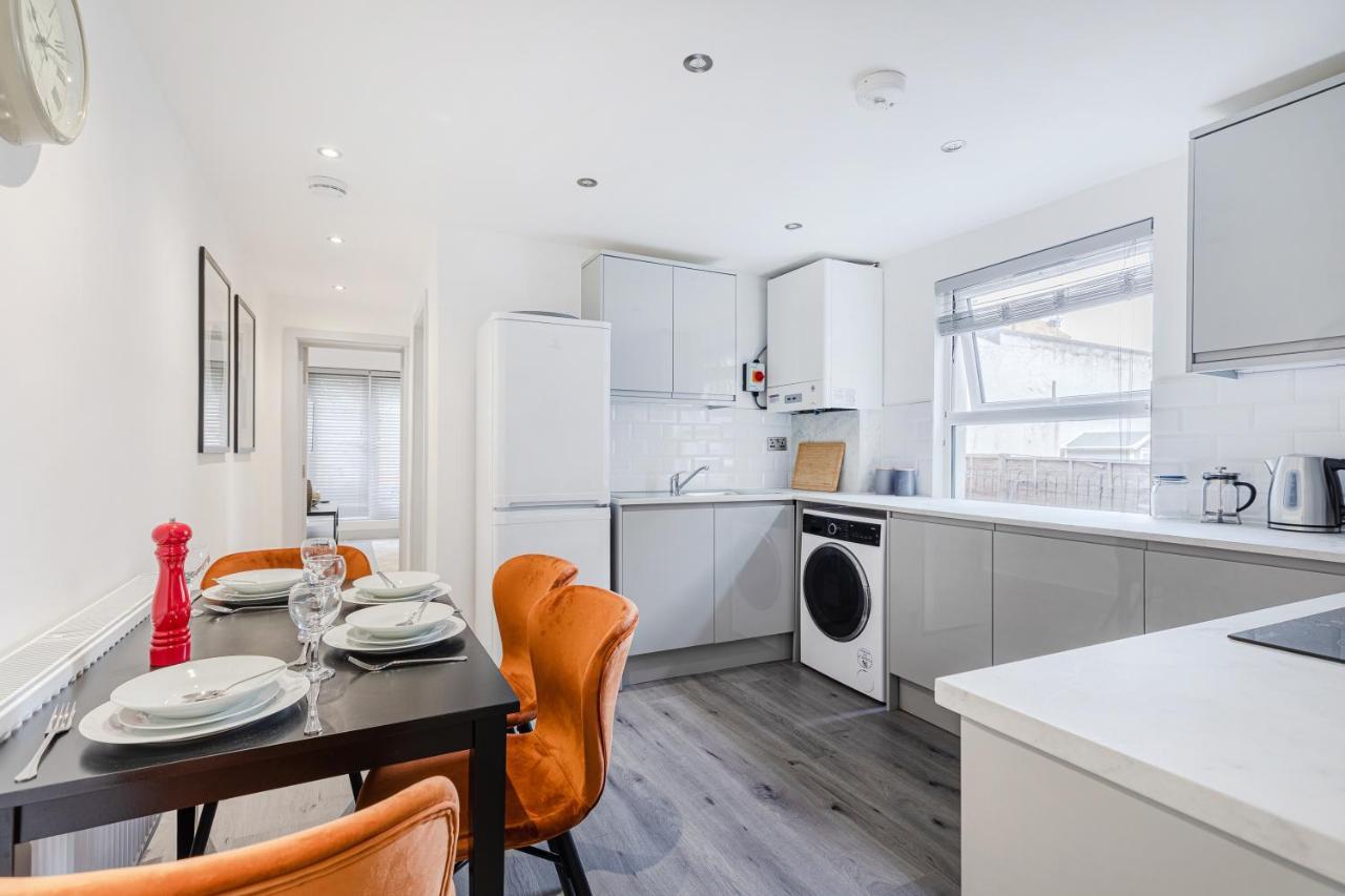 Dainty 2bd Flat In Greater Apartamento Londres