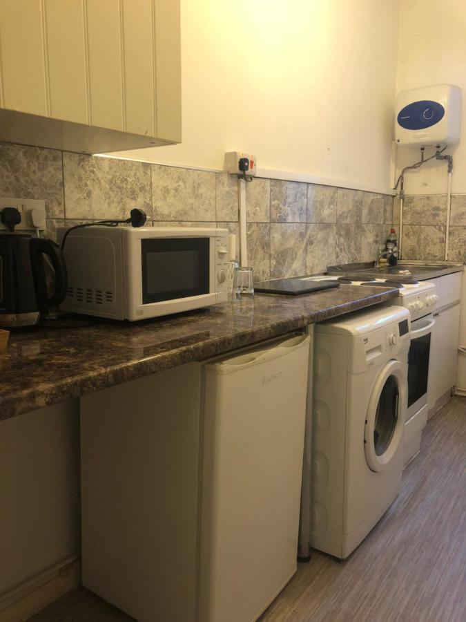 Oyo 94 Bricklane Studio Flats Hotel