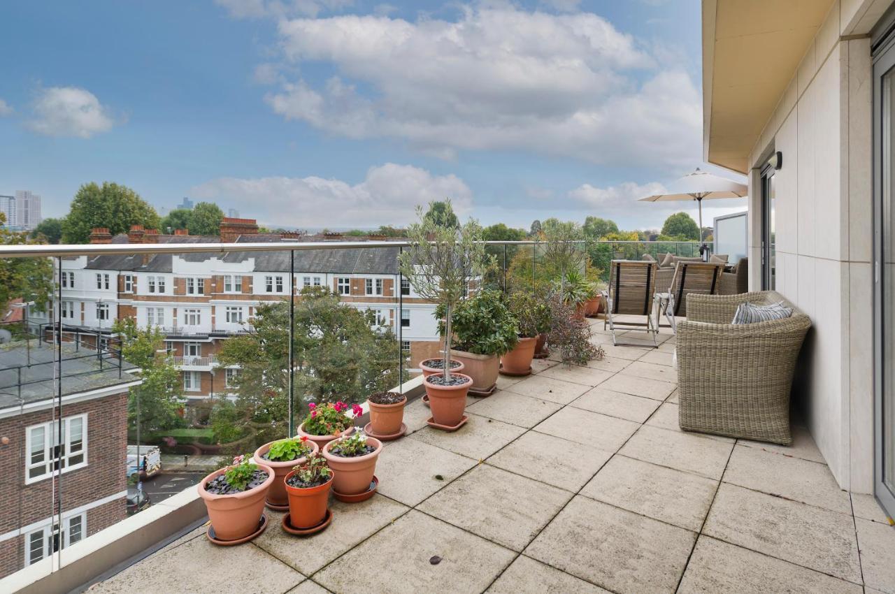 Apartment Superb With Terrace Near The River In Putney By Underthedoormat *
