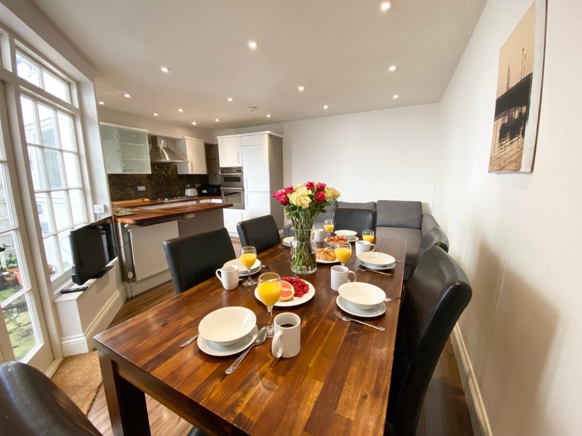 Apartment Stylish Maisonette And In Victoria *